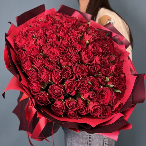 101 красная Роза на Рубиновую свадьбу